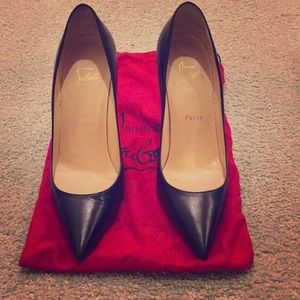 Christian Louboutin Black Leather Decollette 554
